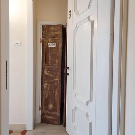 Guest house Supportico Lopez 3*