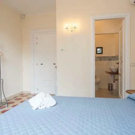 Guest house Supportico Lopez 3*