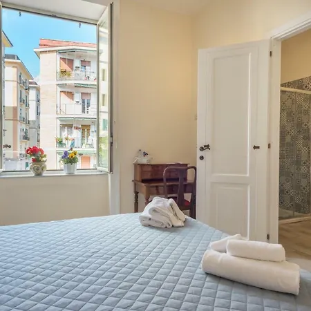 בית הארחה Supportico Lopez נאפולי