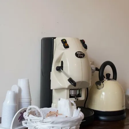 בית הארחה Supportico Lopez נאפולי