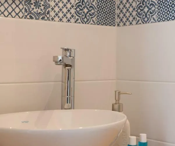 Supportico Lopez בית הארחה נאפולי